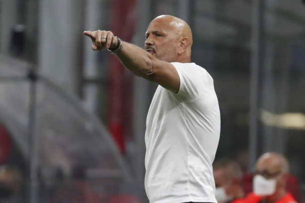 (FOTO) DA TI SRCE ZAIGRA: Mihajlović dobio EMOTIVNU čestitku za rođendan od najvažnije osobe u životu!