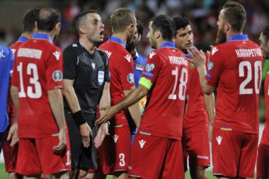 OTADŽBINA NA PRVOM MESTU: Reprezentativac Jermenije ODBIO transfer i uzeo pušku!