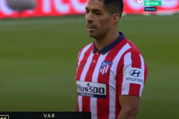 VELIKI UDARAC ZA ATLETIKO: Suarez NE IGRA protiv Barse, razlog je prost!