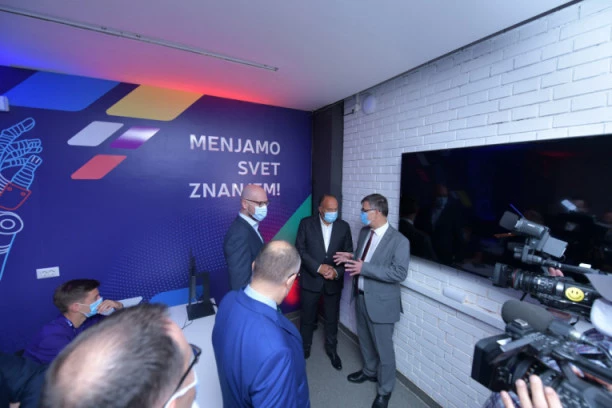 Saradnja NIS-a i Elektronskog fakulteta u Nišu u oblasti digitalizacije