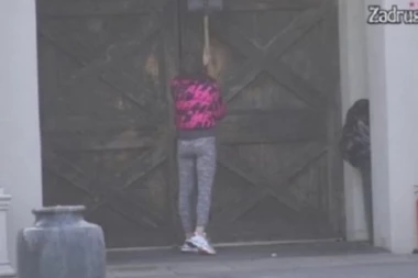 (VIDEO) NAPUSTILA BELU KUĆU! Posle žestokog napada na zadrugarku, podlegla pritisku i pobegla U SUZAMA!