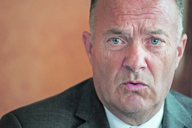 PRVI ČOVEK PROSVETE ZA SRPSKI TELEGRAF: Prijavite ko ne nosi maske, umesto što pišete na mrežama!