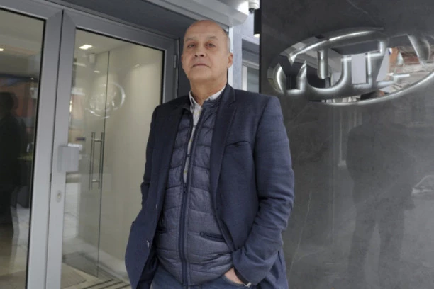 PREGOVORI SA OSIGURAVAJUĆIM KUĆAMA SE NASTAVLJAJU: Rešenje za agencije do sredine nedelje!