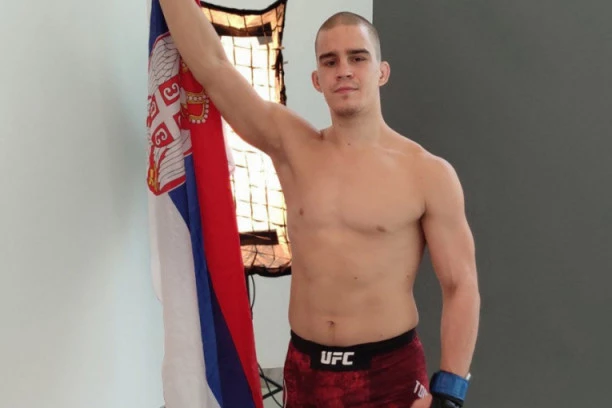 SCENARIO IZ SNOVA: Duško Todorović nokautirao "Tarantulu" i pobedom debitovao na UFC sceni-  osećam se kao neki filmski junak!