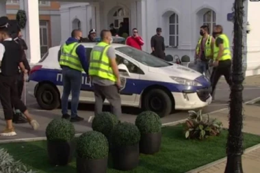 Policija u Zadruzi: Gledaoci u šoku, obezbeđenje okupiralo Imaginarijum!