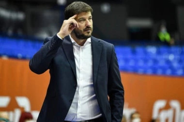 "Da pokažemo poštovanje prema sebi i dresu koji nosimo"