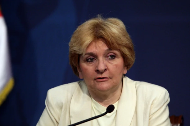 DANICA GRUJIČIĆ UPOZORAVA: Internetom kruži VELIKA PREVARA! Mnoge koštala života