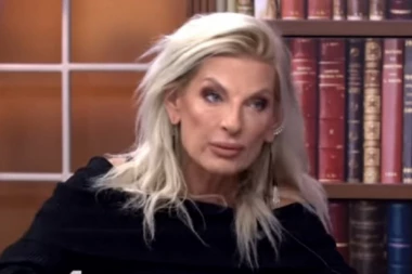 Skandalozna "lažna advokatica" ušla u "Parove": Violeta ispričala svoju potresnu ispovest, ukućani se okupili oko nje i podržali je!