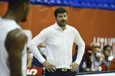 JOŠ JEDAN ŠOK ZA "GROBARE": Nije samo BOLAN poraz, Šćepanovićeva UZDANICA povukla RADIKALAN potez!