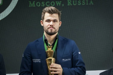 ŠAHOVSKA SENZACIJA: Karlsen PORAŽEN posle više od dve godine!