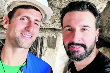 ĐOKOVIĆ UŽIVA U VISOKOM I SARAJEVU: Nole jeo picu, pa obišao piramide!