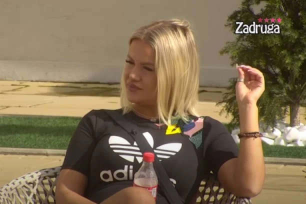 (VIDEO) Dok je Mina radila OVO, Sanja joj prišla i saopštila da je bila INTIMNA sa Filipom! A o njegovoj reakciji SVI PRIČAJU!