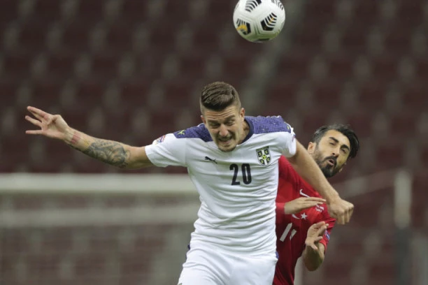 SERGEJ NA LETO PRAVI TRANSFER KARIJERE: Spektakularna TRAMPA na pomolu!