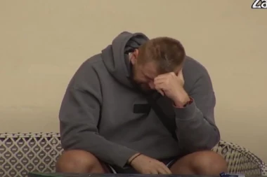 (VIDEO) NE MOŽE DA DOĐE SEBI! Janjušu se ceo svet srušio, NE PRESTAJE DA JECA!