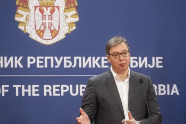 Vučić: Politika je kao šah, zahteva strategiju