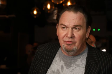 "DROGA JE POBILA SVE OKO MENE": Potresna ispovest popularnog glumca Baneta Vidakovića!