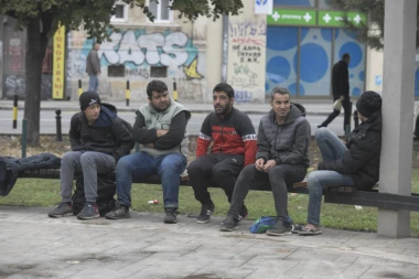 Francuska PROTERUJE EKSTREMISTE! Njih 231 čeka DEPORTACIJA