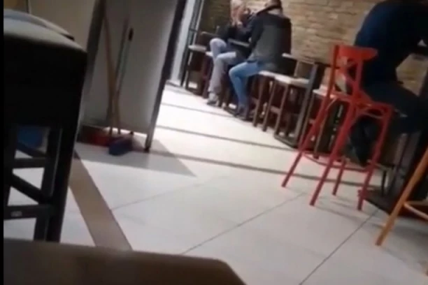 (VIDEO) "Kad si gladan nisi sav svoj": Čeda se nervozno trlja dok mu pogled luta u daljinu