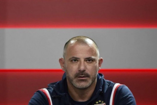 GLAVOBOLJA PRED "VEČITI" DERBI: Stanković progovorio o VELIKOM HENDIKEPU za Zvezdu!