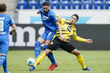 NAJBOLJE DA IZNAJME AUTOBUS: Trener Hofenhajma NEMA ODBRANU pred okršaj sa Zvezdom!