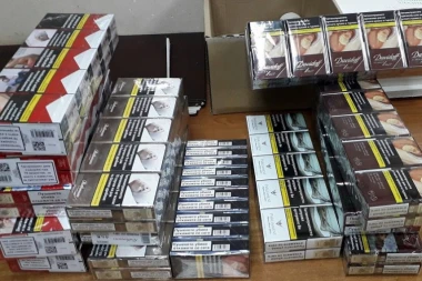 (FOTO) Koferi puni cigareta: Sprečeno švercovanje iz Bugarske