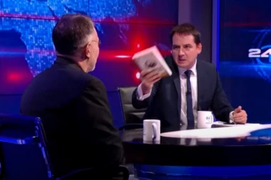 NOVA BRUKA U EMISIJI ŠOLAKOVE NOVE S! Kesićev gost pljuje i Crkvu i Košare