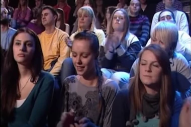 (VIDEO) CECINA SNAJKA U NEVIĐENOM IZDANJU: Bogdana statirala u emisiji - NE BISTE JE PREPOZNALI