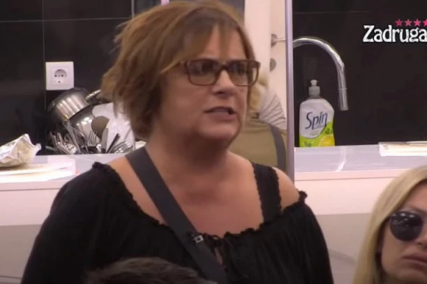 (VIDEO) Kijina mama savetovala Minu o životu i muškarcima, pa otkrila zašto je podseća na ćerku! Vrbaški lila suze!