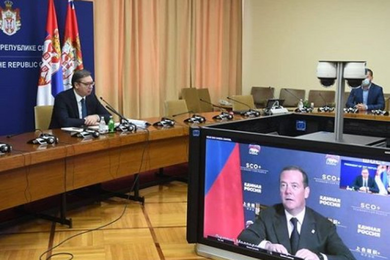 (FOTO) Obavljen sastanak sa Medvedevim preko video linka: Razgovor u četiri oka o važnim temama