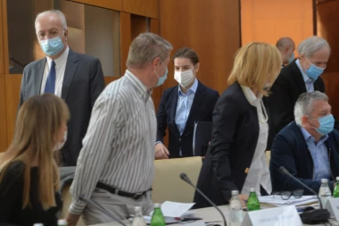 GDE JE ZAPELO DANAS NA SEDNICI KRIZNOG ŠTABA? Nesuglasice su nastale oko ovoga