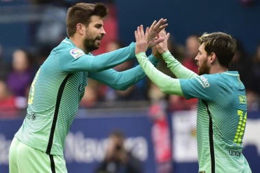 VELEIZDAJA NA "NOU KAMPU": Zvezda Barselone zabila NOŽ u LEĐA saigračima!