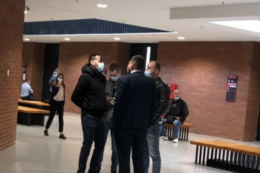 "Vodite računa šta pišete"! Optuženom za ubistvo devojke na pumpi sudija očitala bukvicu