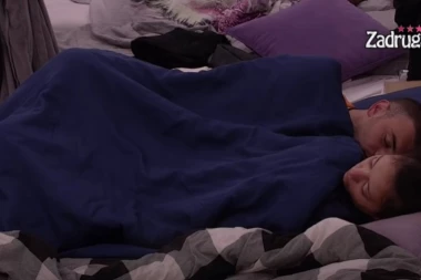 Zaboravili na kamere i prepustili se strastima: Toma i Paula imali seks, Biljićeva na infuziji!