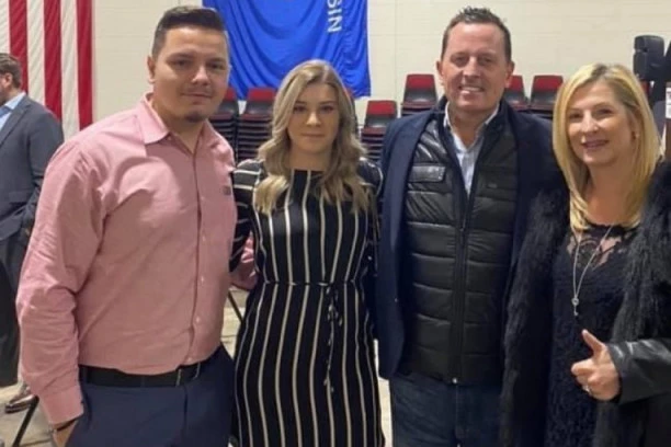 (FOTO) UJEDINJENI ZA TRAMPA: Ričard Grenel obradovao Srbe, podržavaju svog predsednika protiv Bajdena