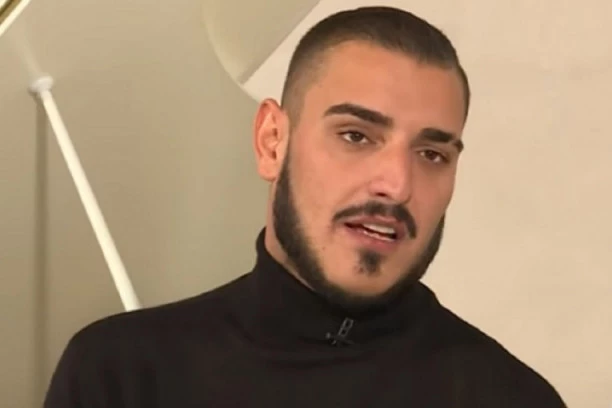 PODMETNUT POŽAR? Spaljen grob oca Darka Lazića!