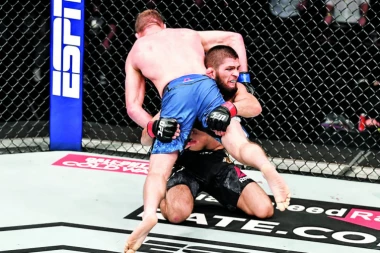 (FOTO) NEVERICA: Nurmagomedov nekoliko dana posle borbe OTKRIO neverovatnu ISTINU i priložio JEZIVE slike!