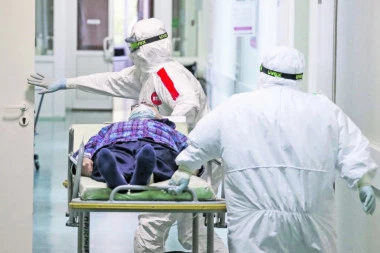 MISTERIOZNO ŠIRENJE BOLESTI IZAZVALO PANIKU U SAD! Zahvaćeno je 30 američkih država, OBOLELO JE VEĆ 280 LJUDI, lekari u strahu: OVO JE KAO POŽAR!