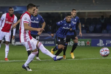 REAL JEDVA IŠČUPAO BOD: Tadićev Ajaks remizirao sa Atalantom, Radonjićev Marsej NASTRADAO od Sitija!