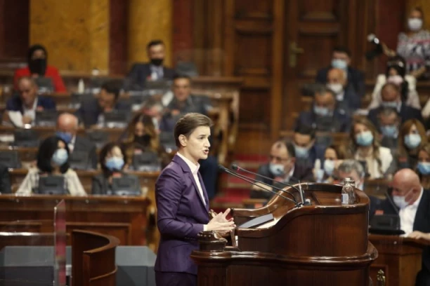 Završena sednica Skupštine Srbije! Sutra nastavak! Ana Brnabić na samom kraju preslišala Jovanovića, Lutovca i Zelenovića!