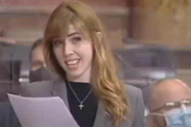 (HIT VIDEO) NIKAD VIĐENA SCENA U SKUPŠTINI! Poslanica SPS-a REPOVALA, Dačić zanemeo