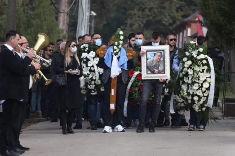 Sahrana Aleksandra Šarca