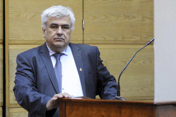 SMRTNOST 15 PUTA VEĆA, KOSI VIŠE OD DELTA SOJA: Dr Kočović otkrio dramatičan podatak o omikronu