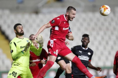 Još jedno veče u Ligi Evrope: Arsenal oduvao Dundalk, AZ PREGAZIO RIJEKU, Slavija iz Praga ŠOKIRALA LEVERKUZEN!