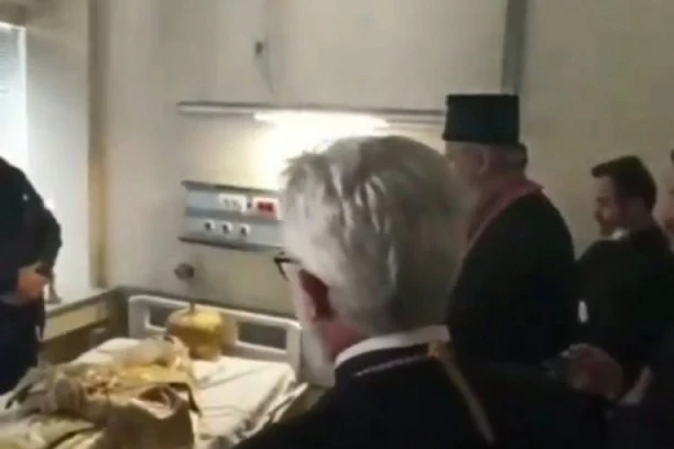 (VIDEO) NA PUTU KA CARSTVU NEBESKOM: Pogledajte poslednji oproštaj sveštenstva od mitropolita