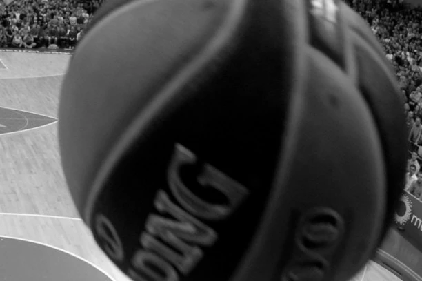 OSTAO JE SRBIN USRED DALMACIJE! Potresna vest, preminuo LEGENDARNI KOŠARKAŠ!