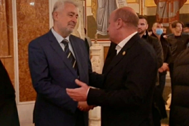 (FOTO) PALE MASKE! Đilasov kum se sastaje sa Zdravkom Krivokapićem: Šta smera i za koga radi Mlađan Đorđević?