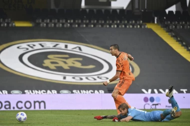 JUVENTUS ŠOKIRAO EVROPU I SVET: Šampion Italije odlučio, Ronaldo im ne treba, spreman je za PRODAJU!