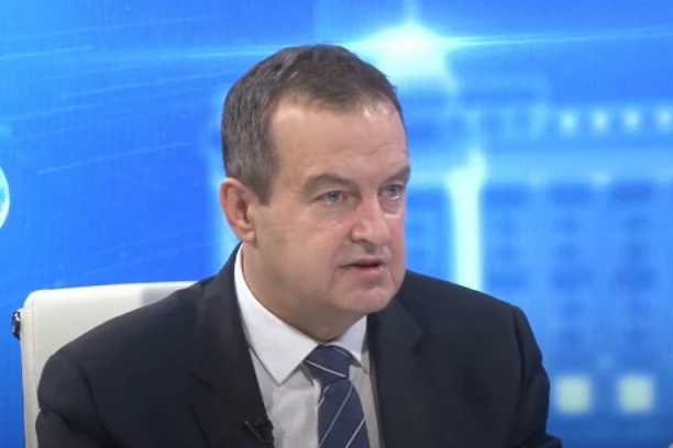 IVICA DAČIĆ BESAN ZBOG "PORODICE"! Umesto da gurnemo u zatvor one koje su Miloševića prevarili, mi snimamo serije o njegovom hapšenju!