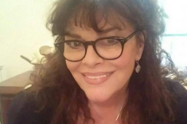 Afera POZNATE GLUMICE koja je ŠOKIRALA MNOGE: Otkriveni SVI detalji veze Vesne Čipčić i oca TEE TAIROVIĆ, svi su u NEVERICI!