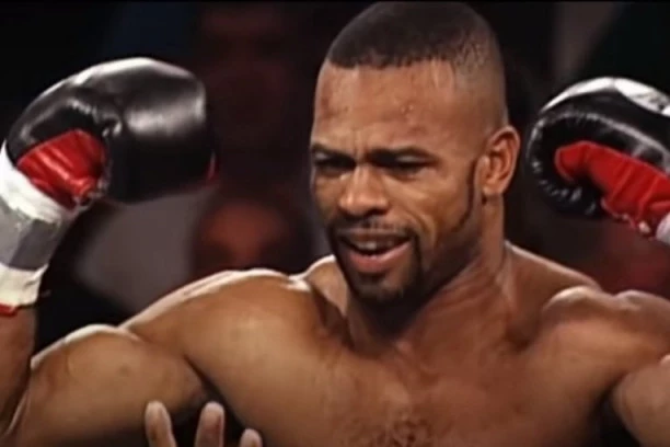 BIZARNA PRAVILA BOKSERSKOG SPEKTAKLA: Tajson će pod OVIM uslovim ponovo u ring!